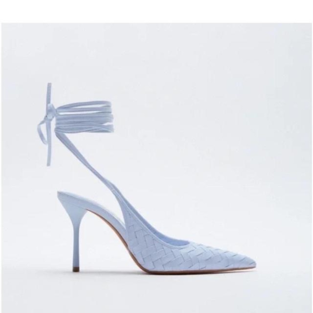 Zara Woven Light Blue Pumps Closed Toe